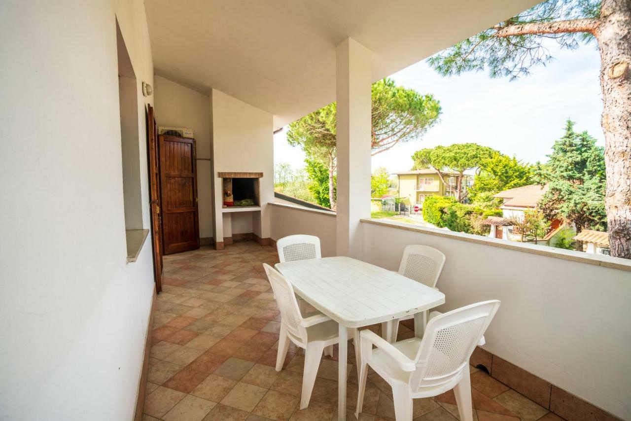 Agenzia Vear - Lido Di Volano Exterior foto